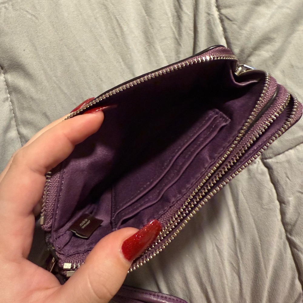 Coach wristlet - Picture 5 of 8